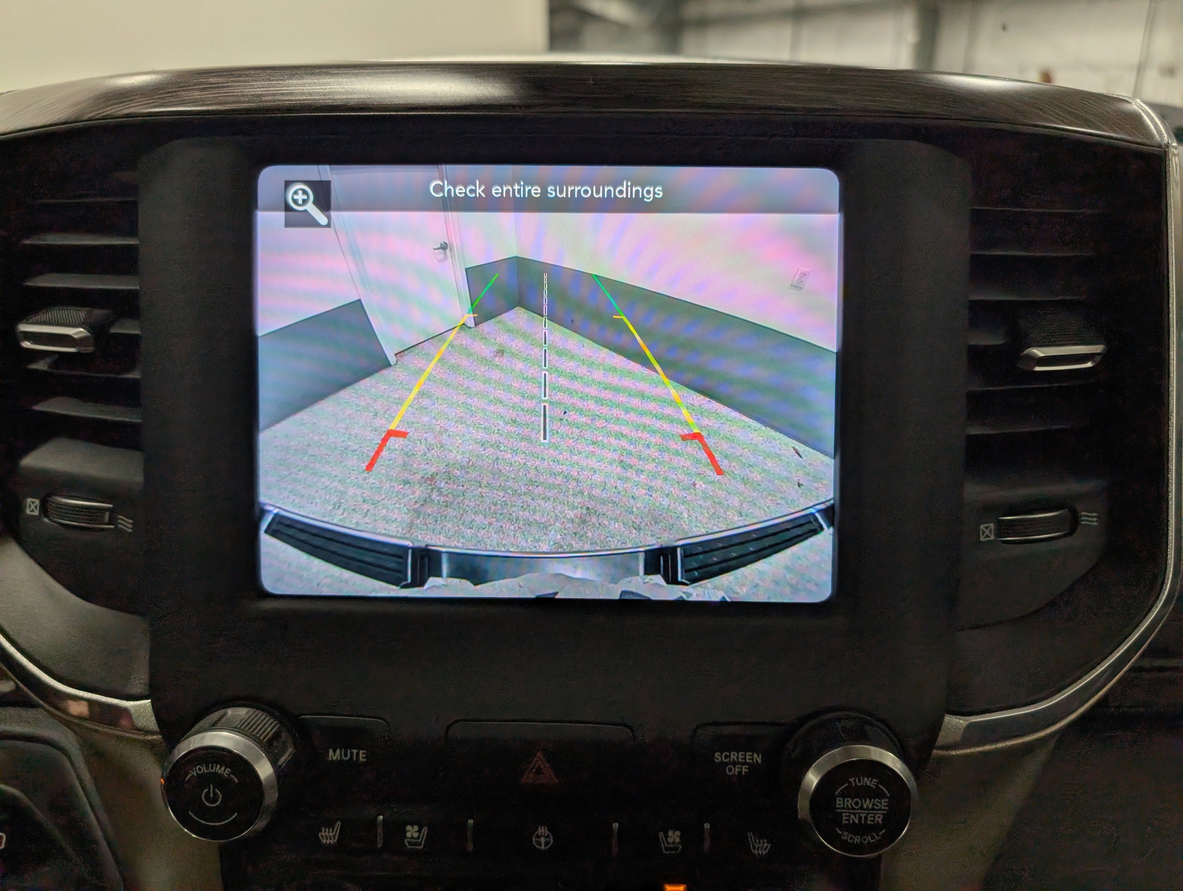 Used 2019 RAM 1500 Laramie image 33