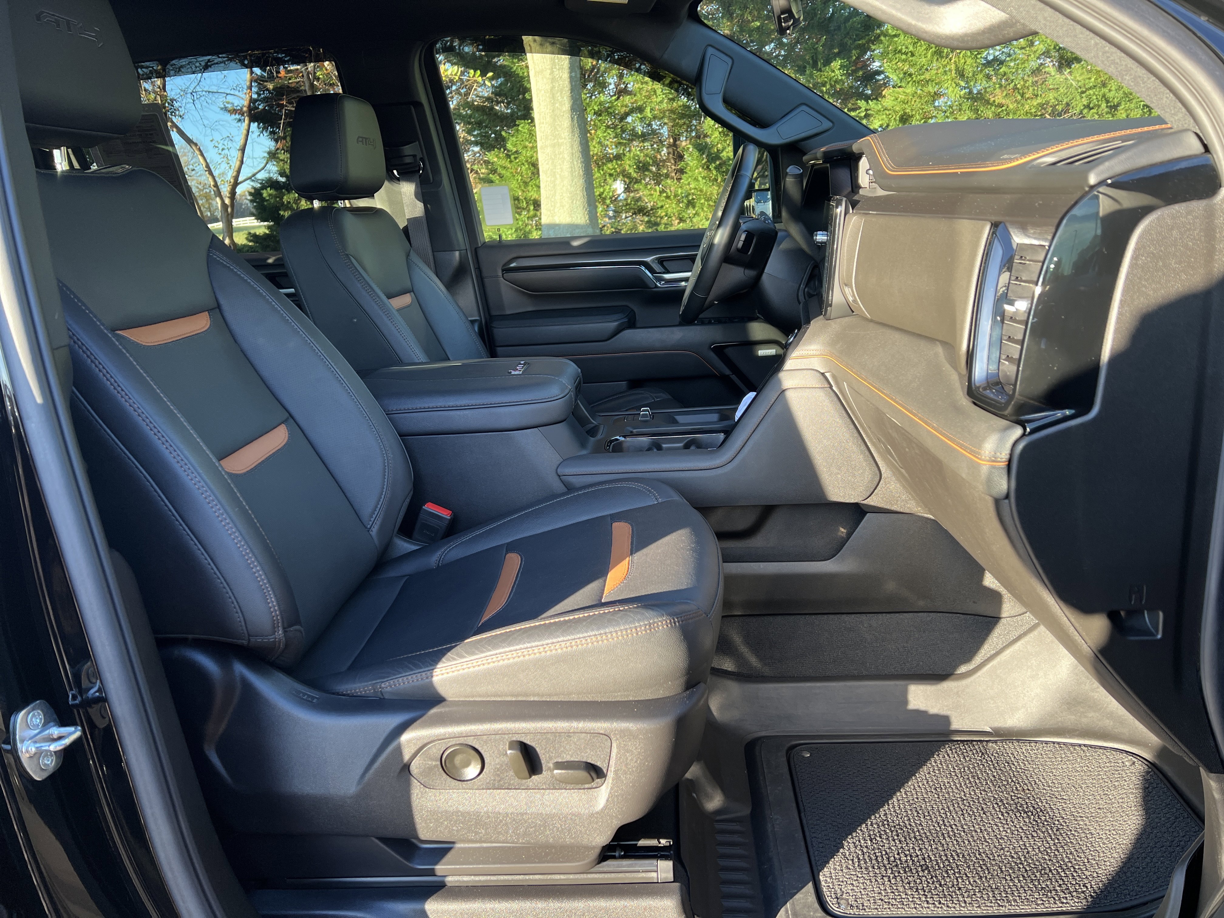 Certified 2024 GMC Sierra 2500 AT4 w/ AT4 Premium Plus Package image 33