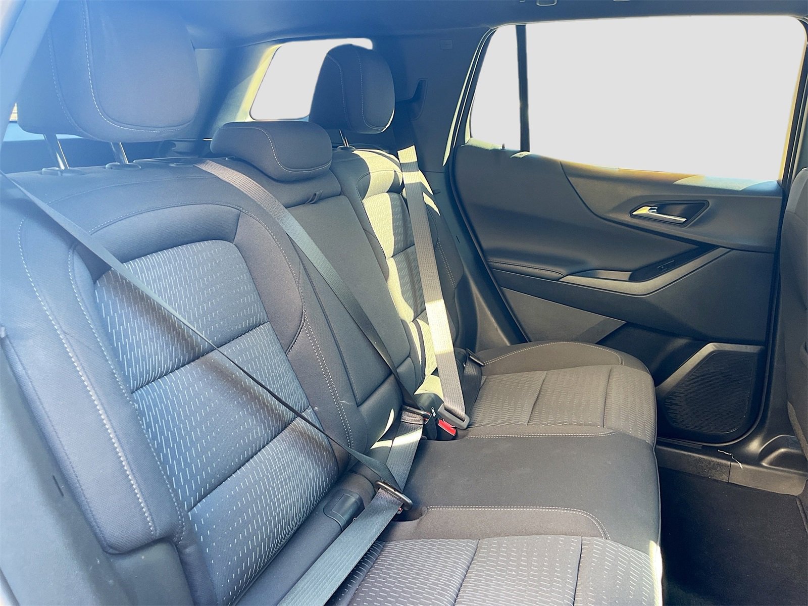 Used 2025 Chevrolet Equinox LT image 27