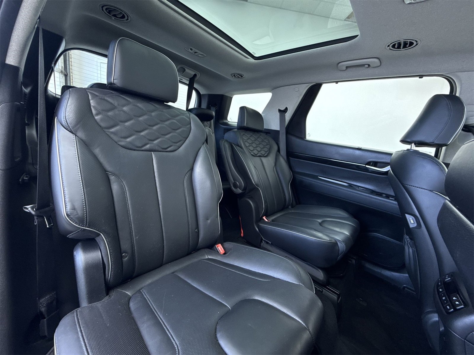Used 2021 Hyundai Palisade Limited image 34