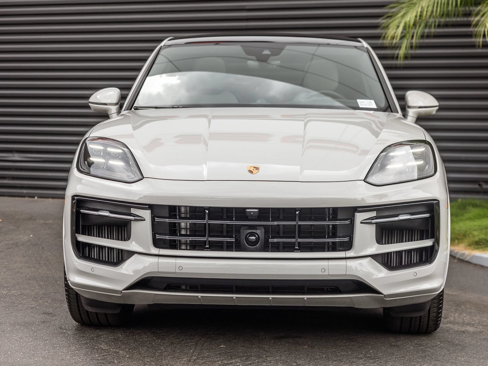 Certified 2025 Porsche Cayenne S AWD/4WD image 7