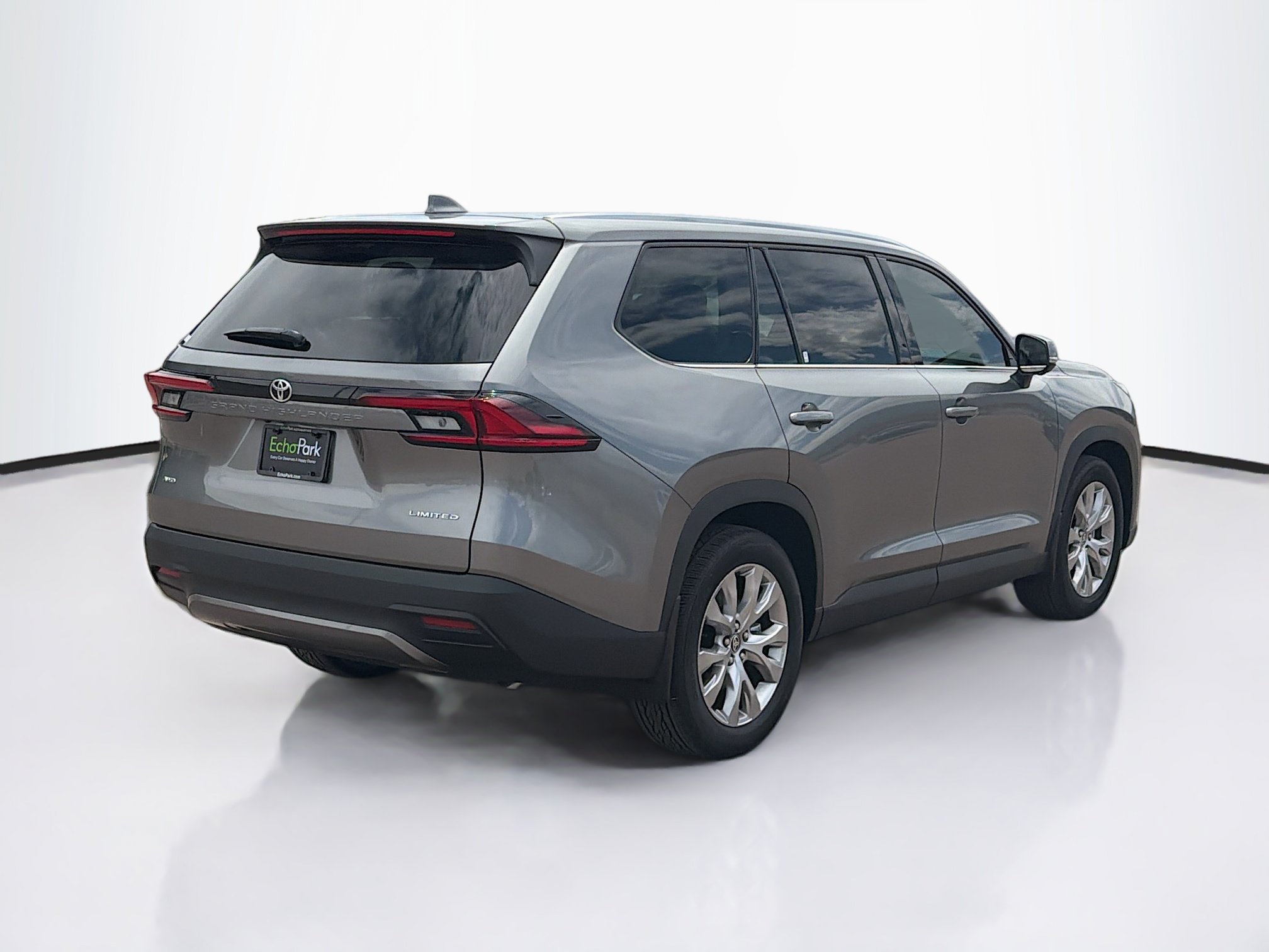Used 2026 Toyota Grand Highlander AWD image 9