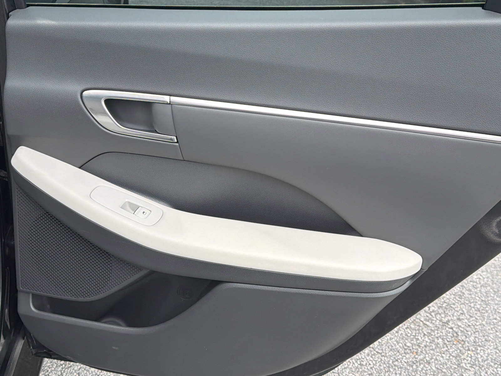 Certified 2023 Hyundai Sonata SEL w/ Convenience Package FWD image 16