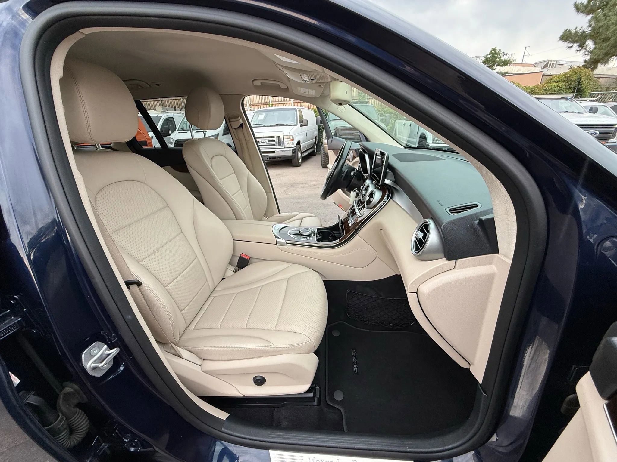 Used 2017 Mercedes-Benz GLC 300 image 21