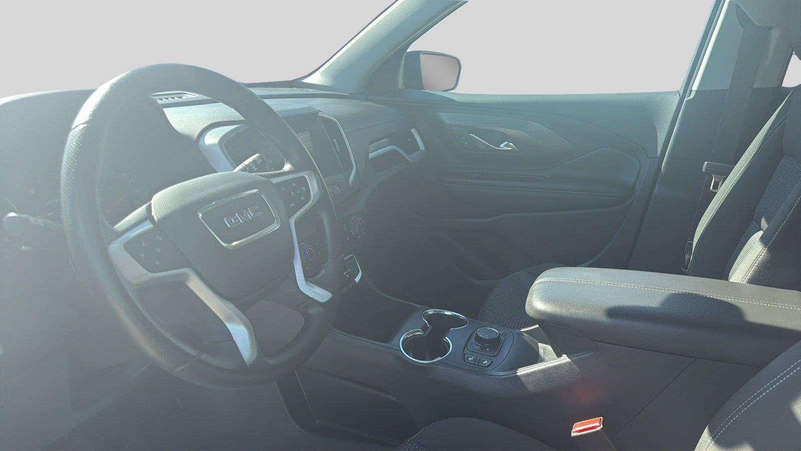 Used 2024 GMC Terrain SLE w/ Driver Convenience Package AWD/4WD image 15