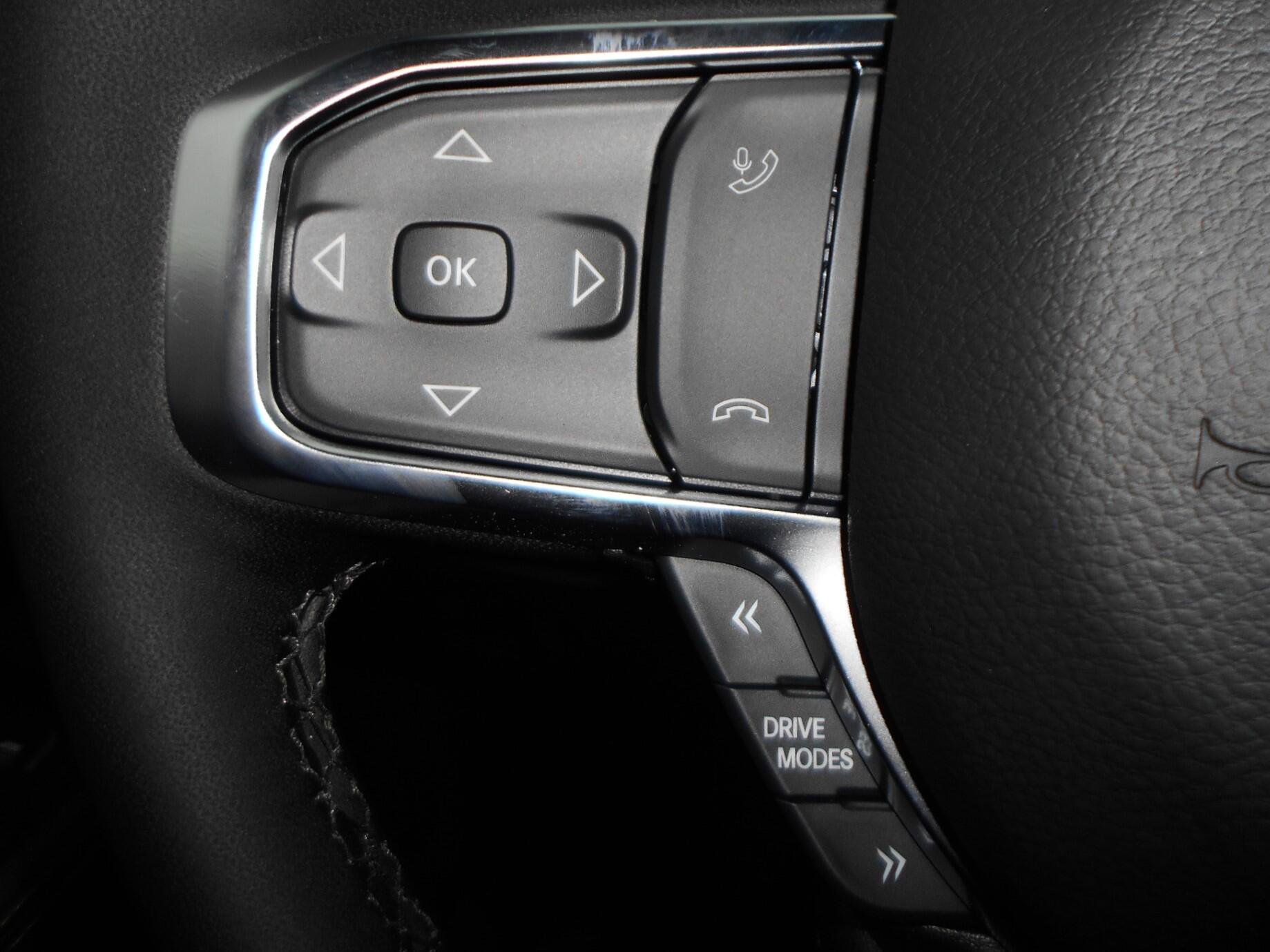 New 2026 RAM 1500 Laramie AWD/4WD image 22