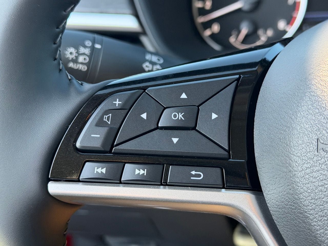 New 2026 Nissan Altima 2.5 SV FWD image 20