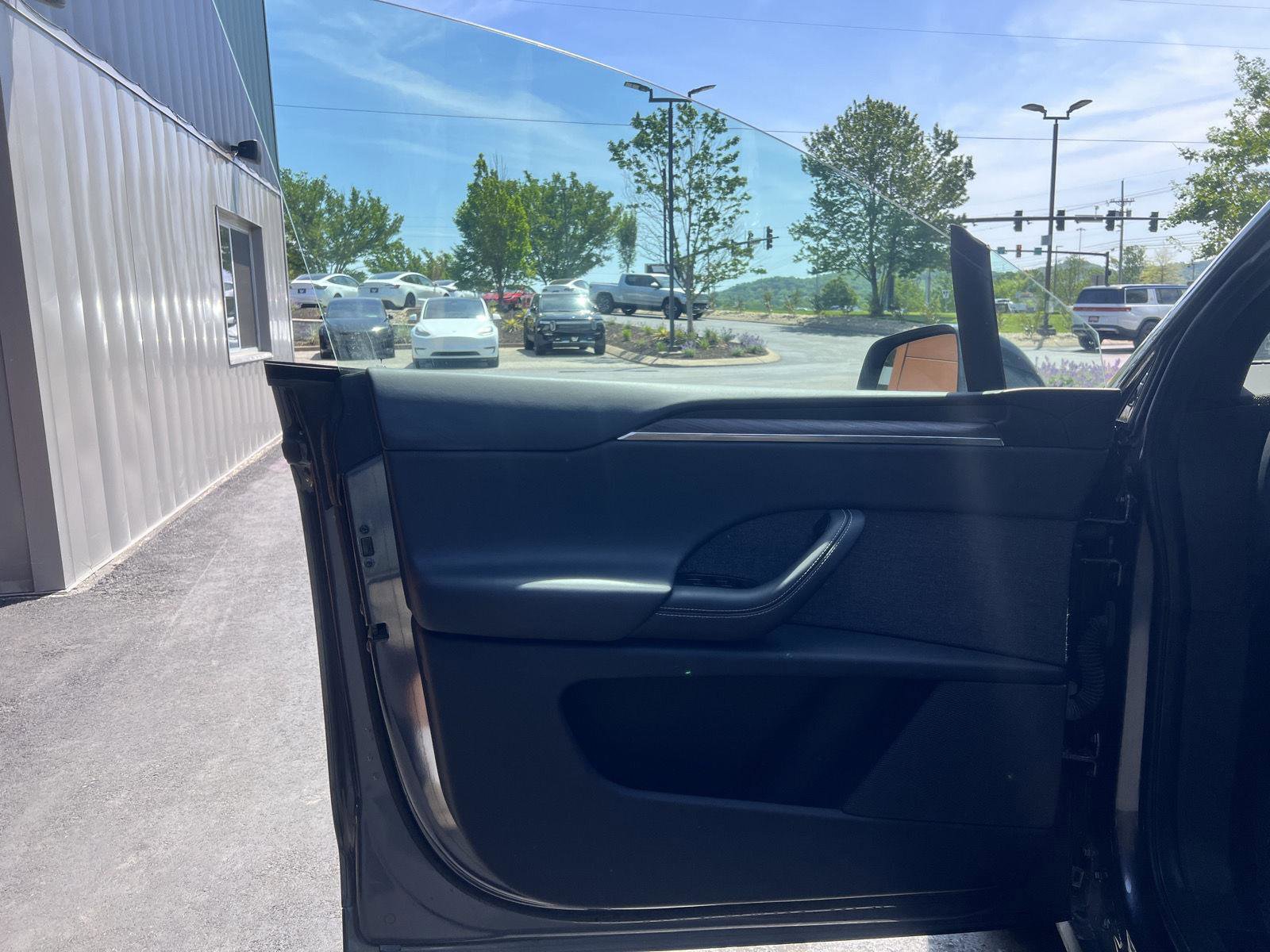 Used 2022 Tesla Model X AWD/4WD image 12