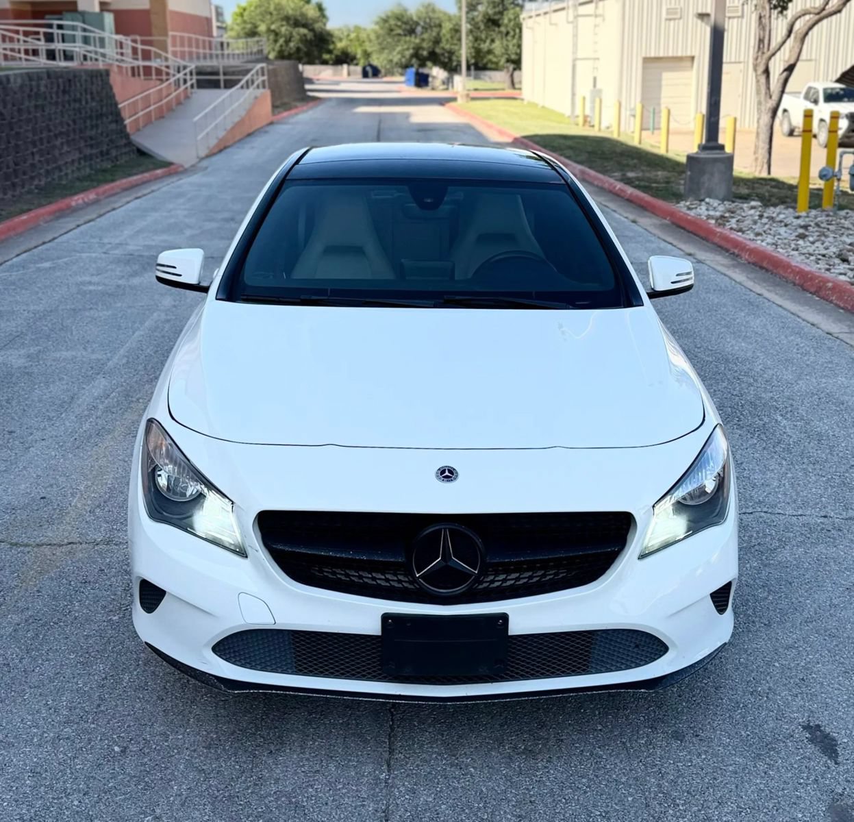 Used 2017 Mercedes-Benz CLA 250 image 32