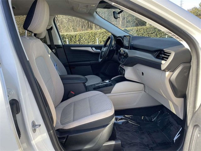 Certified 2021 Ford Escape SE w/ SE Sport Appearance Package image 24