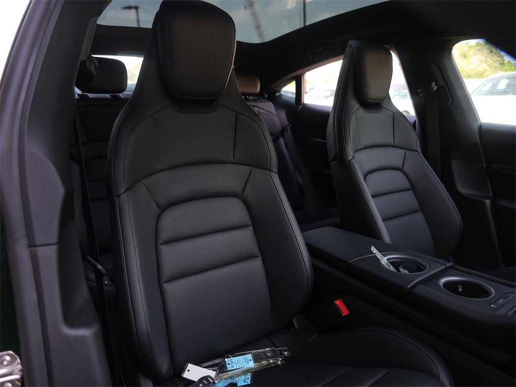 Used 2025 Porsche Taycan 4S image 34