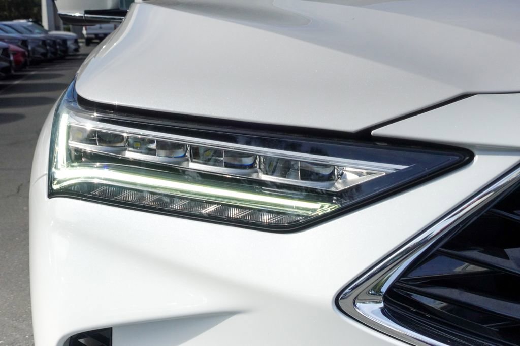 Certified 2025 Acura MDX SH-AWD image 3