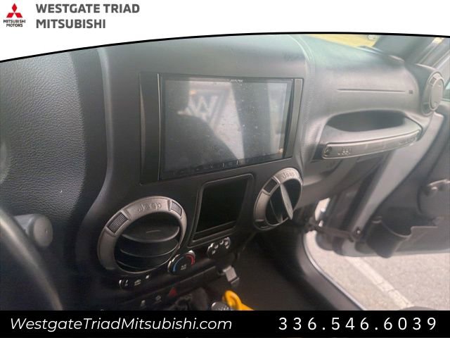 Used 2016 Jeep Wrangler Unlimited Sport w/ Connectivity Group image 9