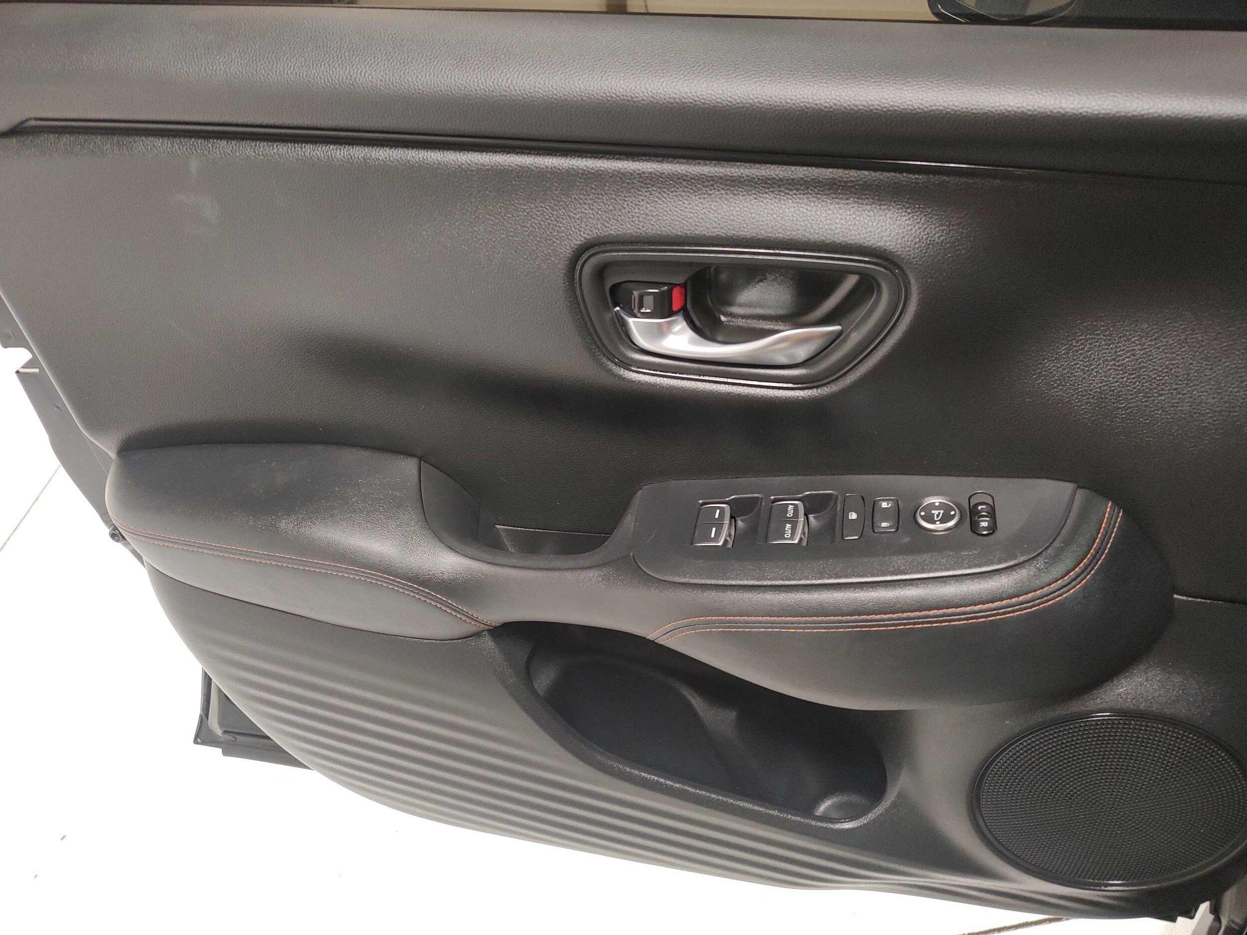Used 2024 Honda HR-V Sport image 9