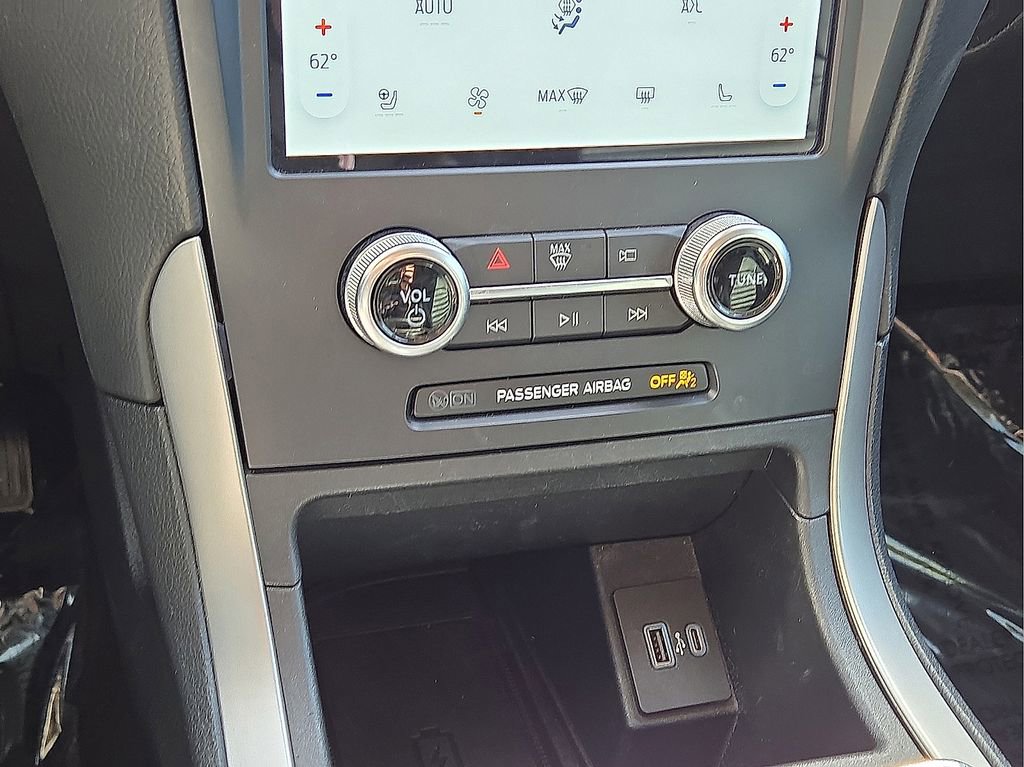 Used 2022 Ford Edge SEL w/ Convenience Package image 31