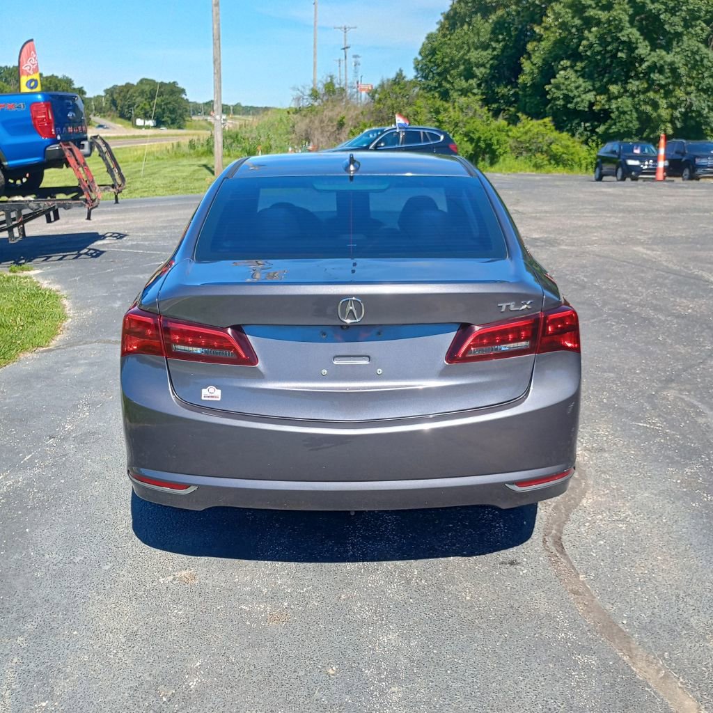 Used 2017 Acura TLX w/ Technology Package FWD image 4