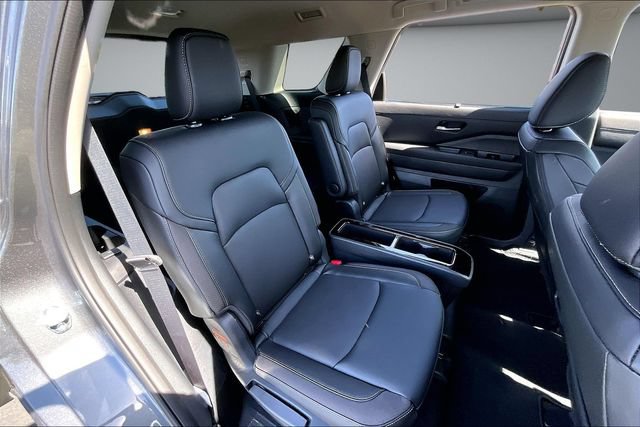 New 2026 Nissan Pathfinder SL FWD image 9