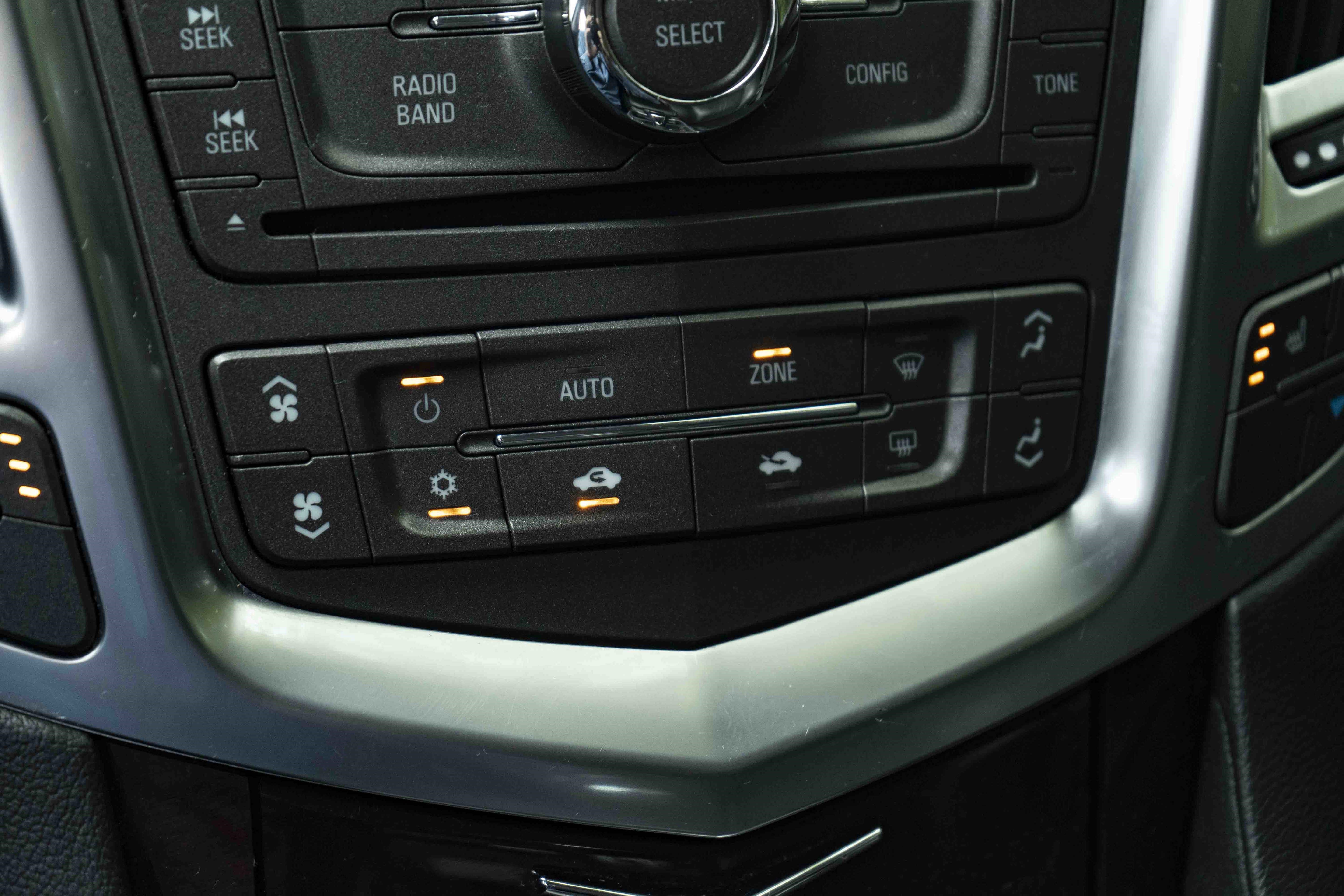 Used 2012 Cadillac SRX Luxury FWD image 35
