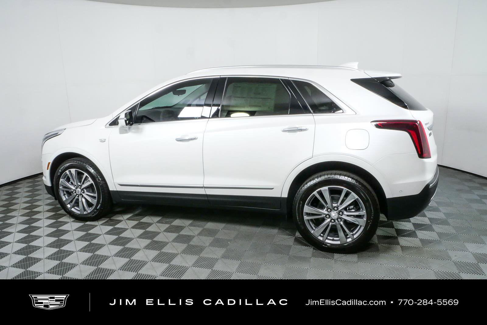 New 2026 Cadillac XT5 Premium Luxury w/ Driver Assist Package FWD image 30