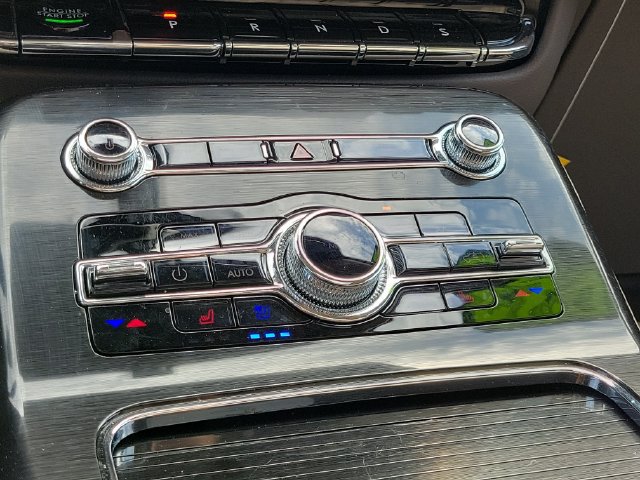 Certified 2023 Lincoln Nautilus Reserve AWD/4WD image 20