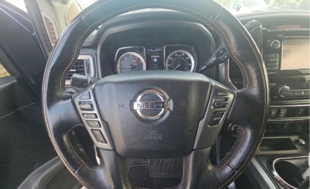 Used 2018 Nissan Titan Platinum Reserve w/ Platinum Utility Package image 9