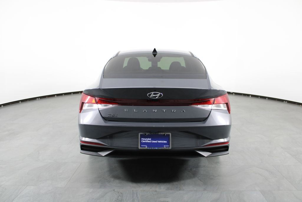 Certified 2023 Hyundai Elantra SEL w/ Convenience Package image 11