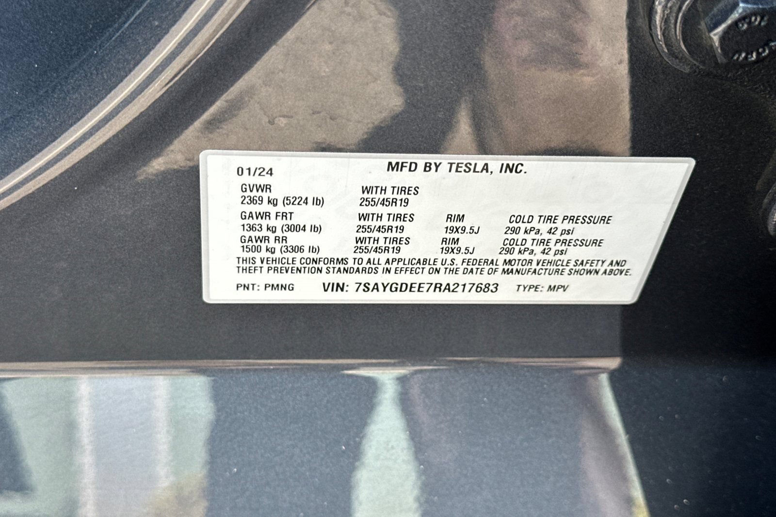 Used 2024 Tesla Model Y Long Range AWD/4WD image 29