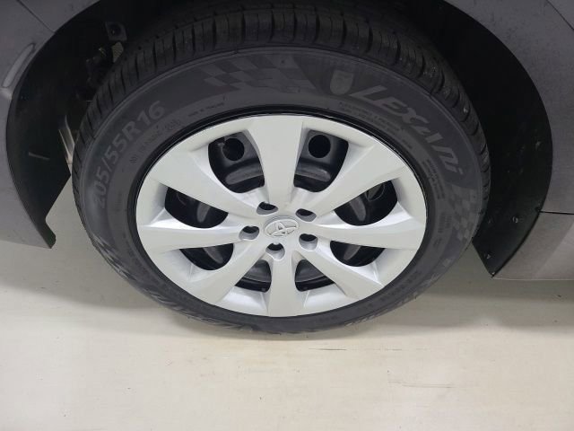 Used 2023 Toyota Corolla LE FWD image 31