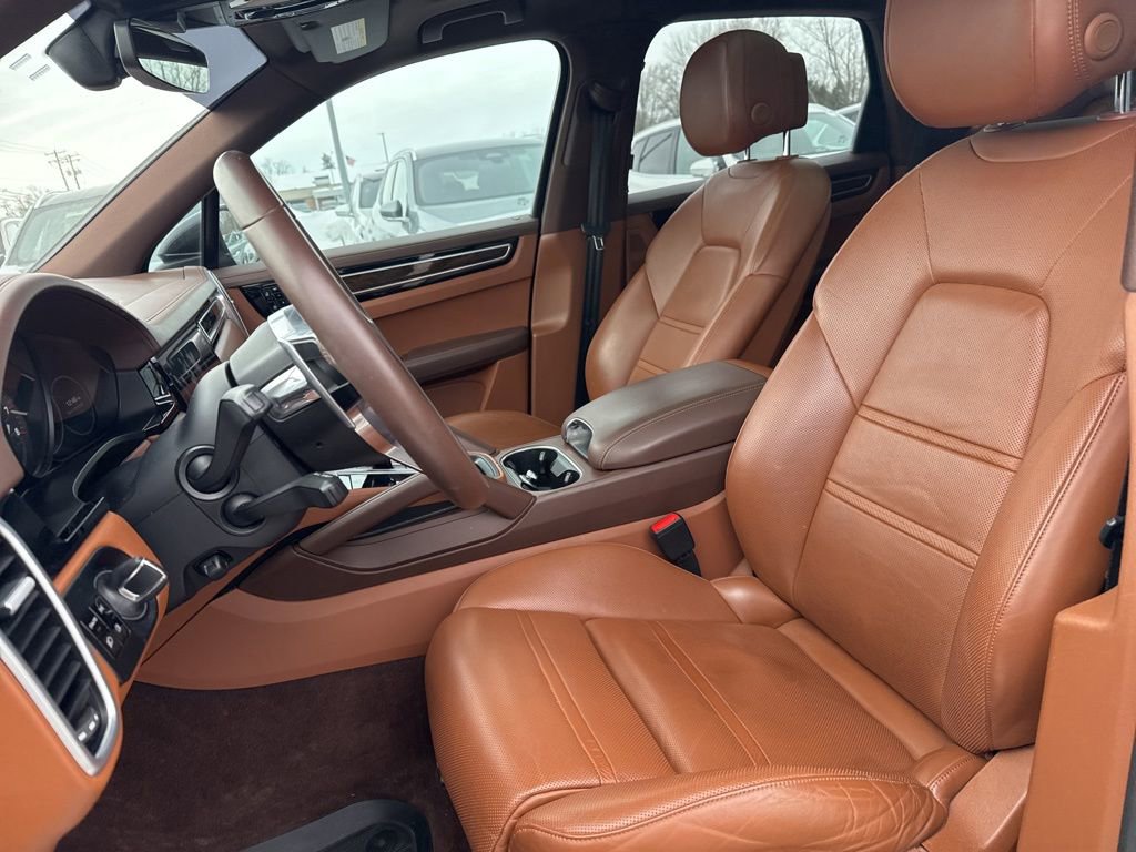 Used 2019 Porsche Cayenne image 10
