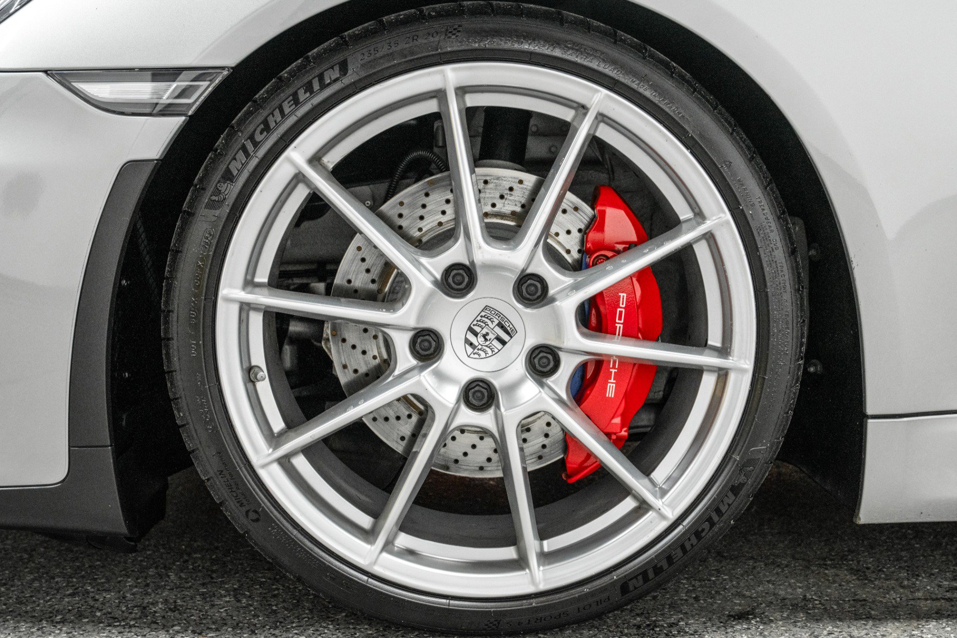 Used 2016 Porsche Boxster Spyder image 9