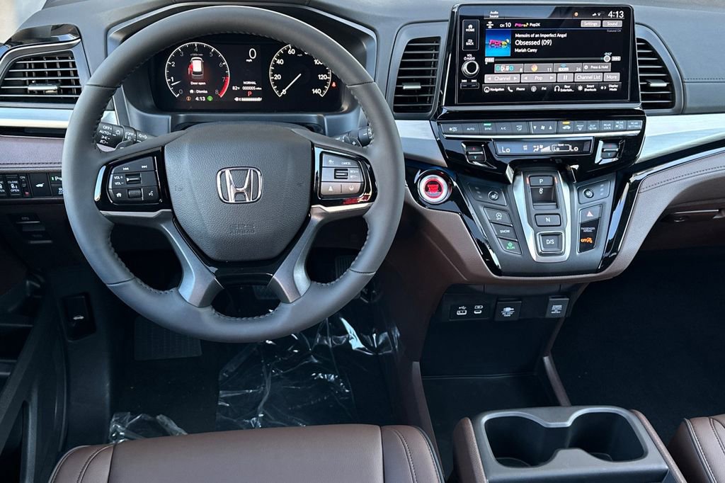 New 2026 Honda Odyssey Touring image 14