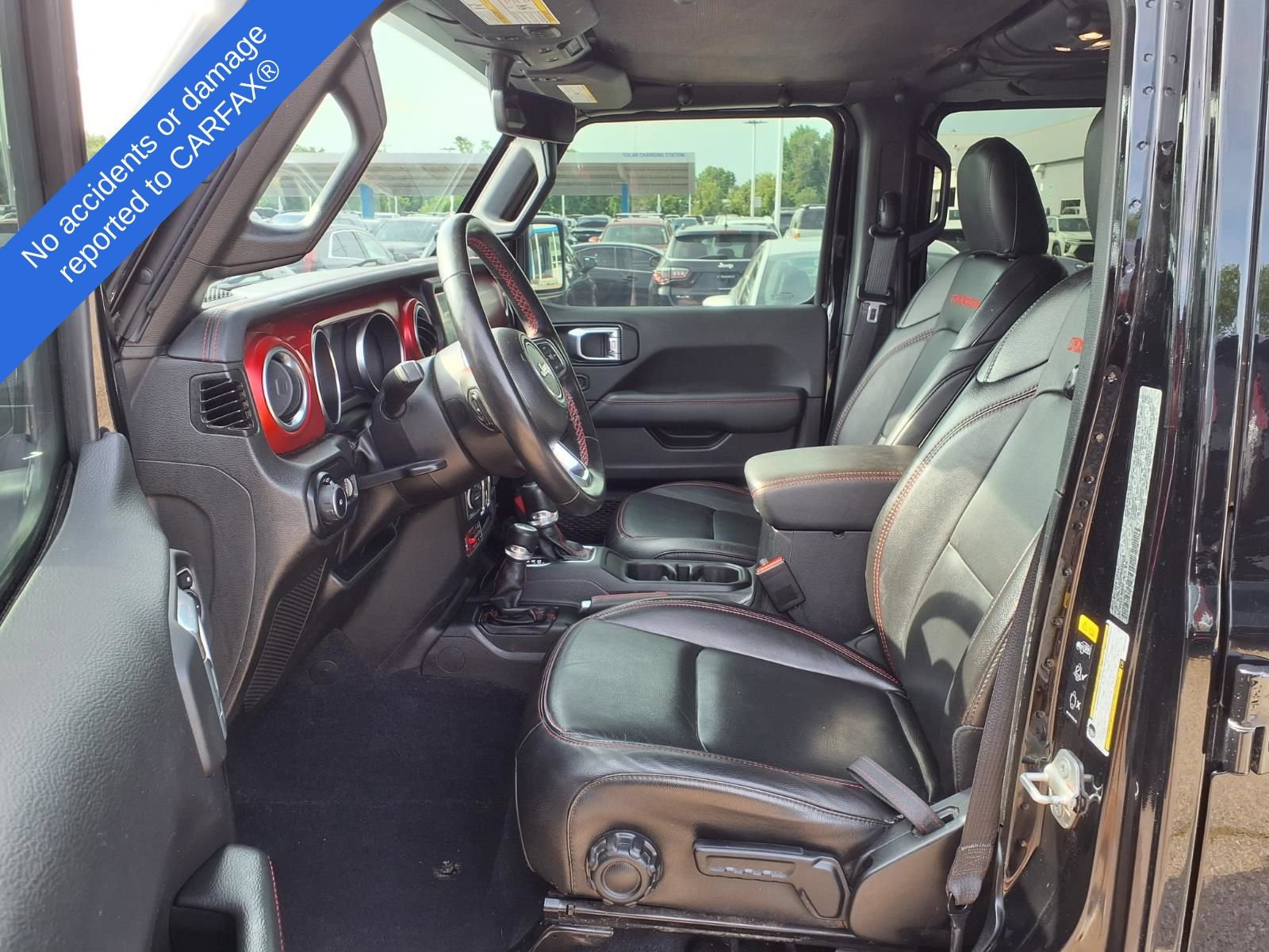 Used 2023 Jeep Wrangler Unlimited Rubicon w/ Cold Weather Group AWD/4WD image 17