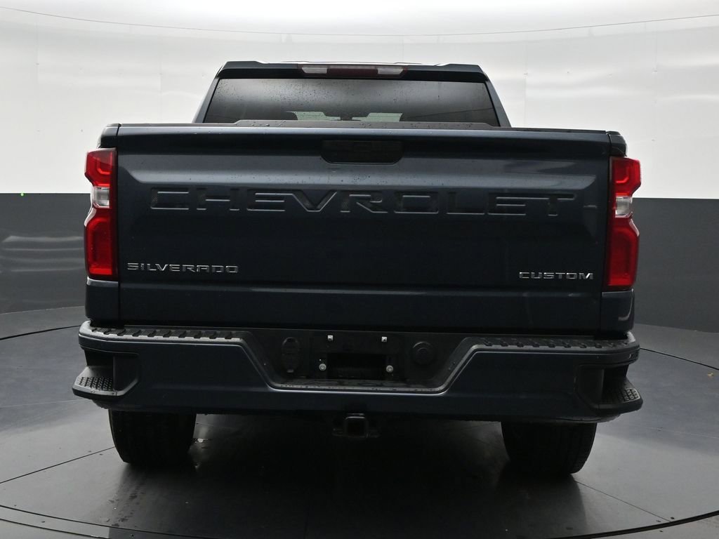 Used 2019 Chevrolet Silverado 1500 Custom w/ Custom Value Package RWD image 4