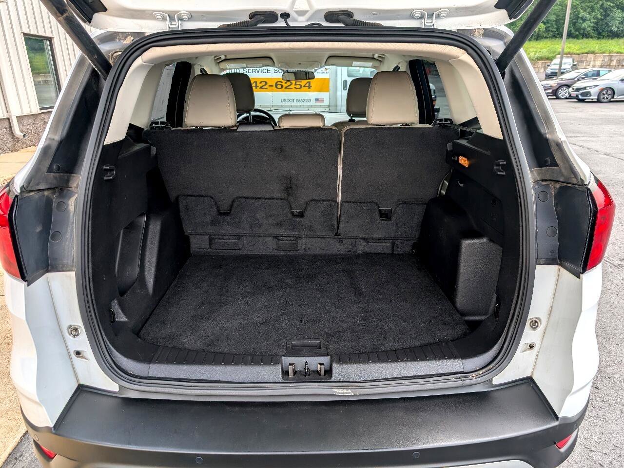 Used 2019 Ford Escape SEL image 13