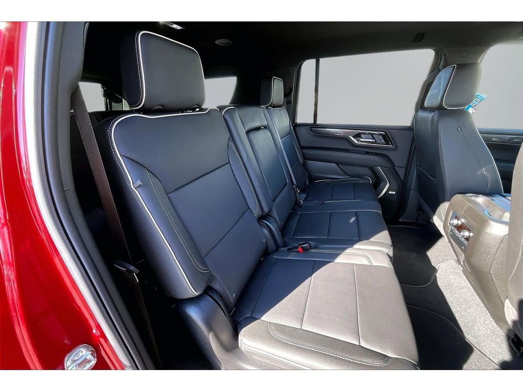 New 2026 GMC Yukon XL Elevation image 10