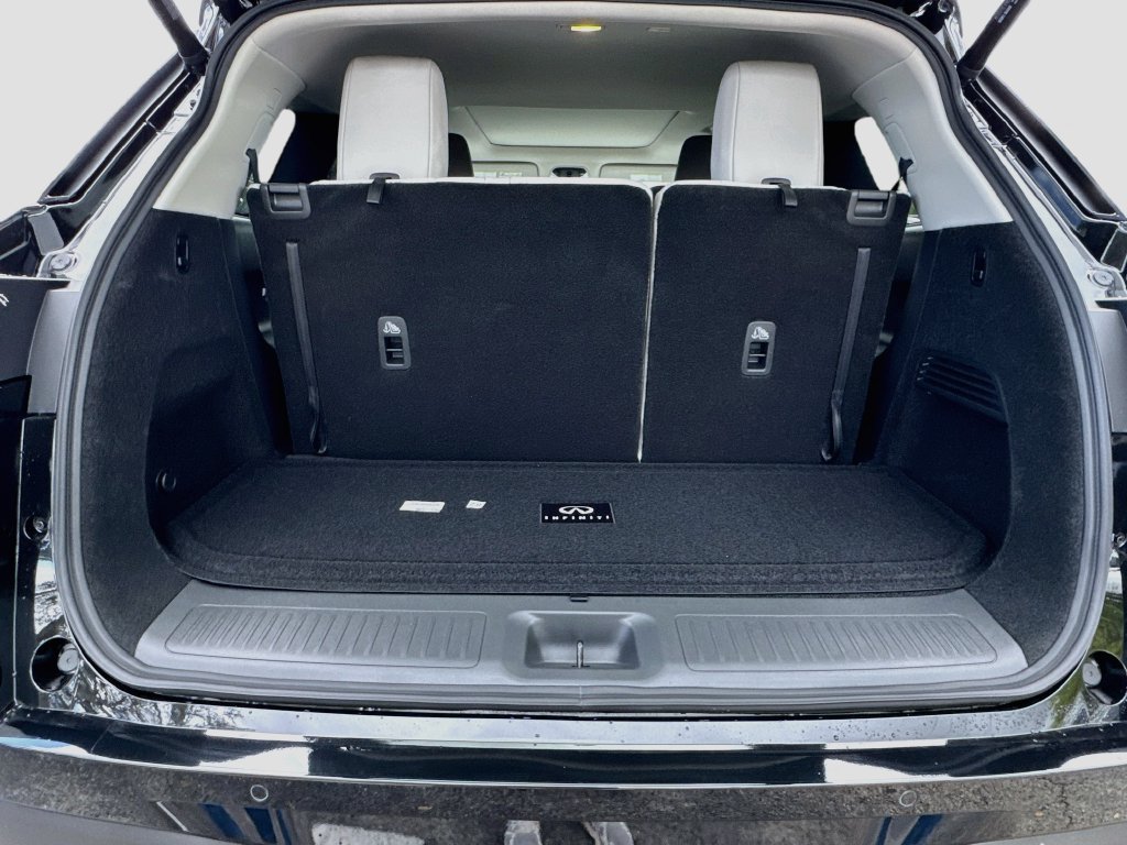 New 2027 INFINITI QX60 Luxe w/ Cargo Package FWD image 29