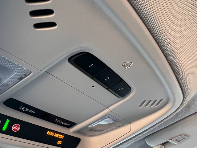 Used 2019 Chevrolet Traverse LT image 27