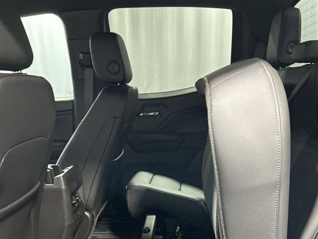 New 2025 GMC Canyon Elevation w/ Convenience Package image 18