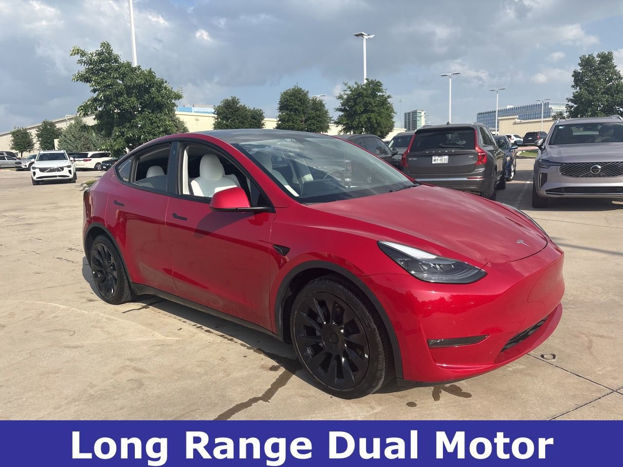 Used 2022 Tesla Model Y Long Range AWD/4WD image 3