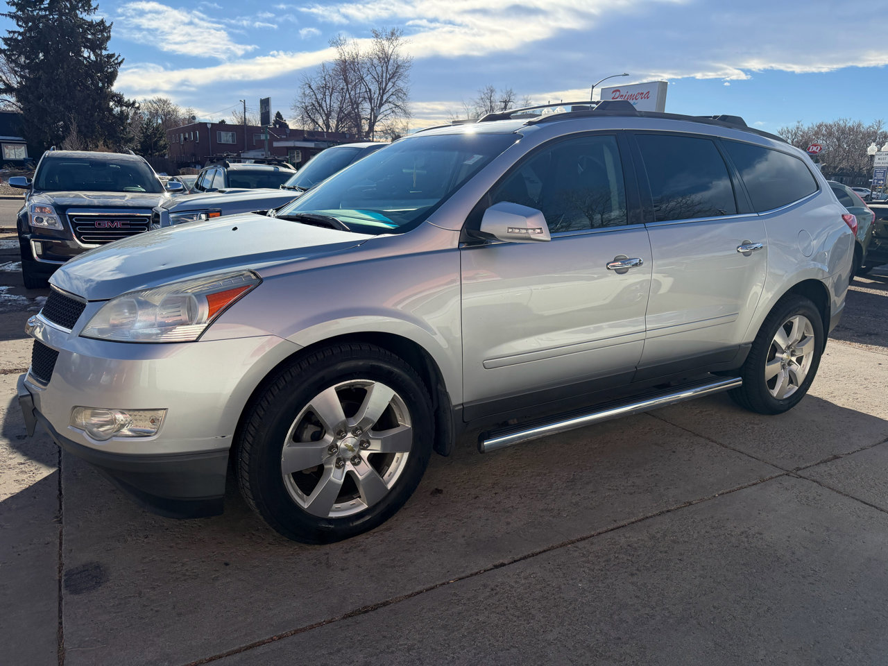 Used 2011 Chevrolet Traverse LT w/ All-Star Package image 1