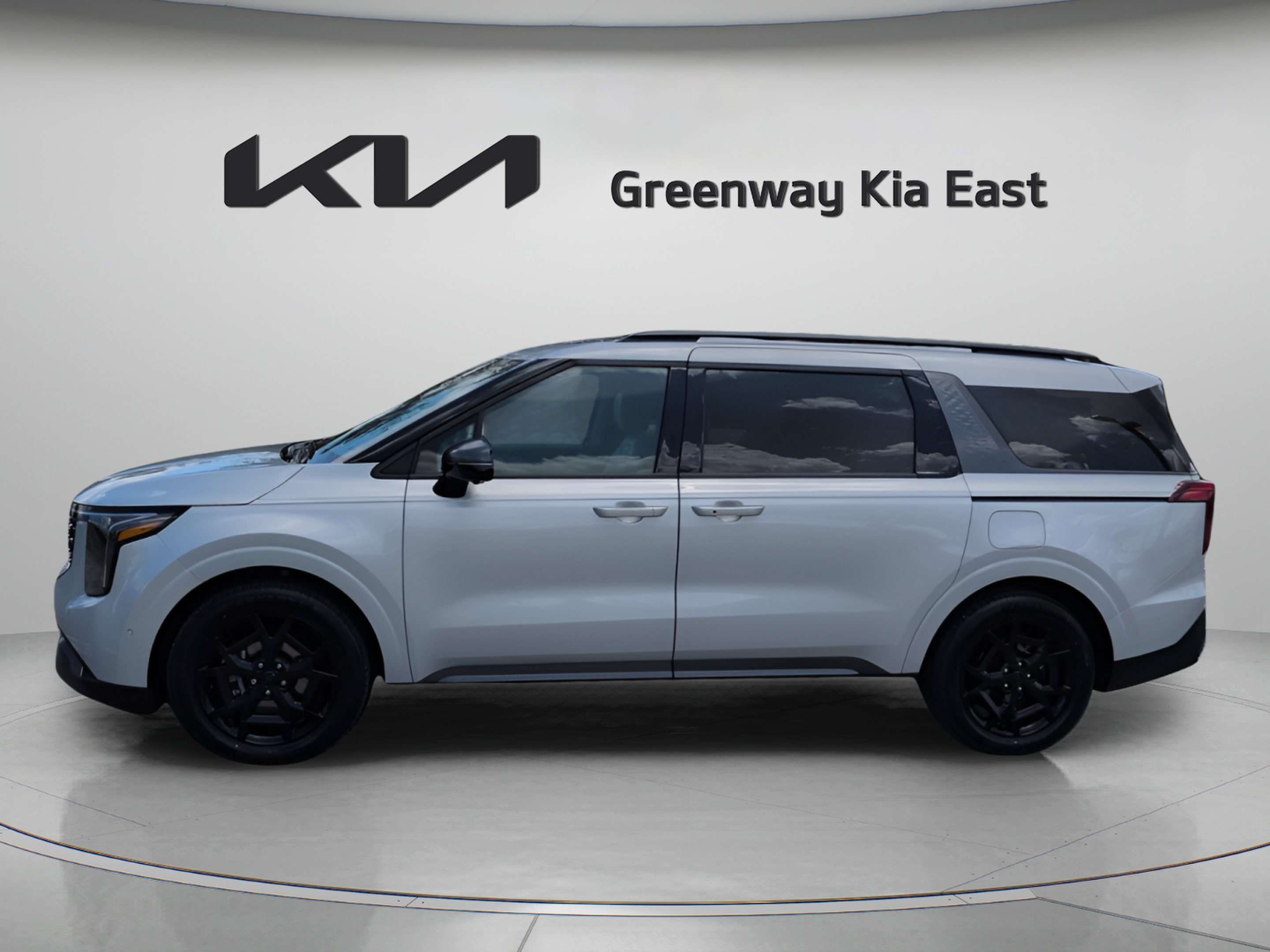 Certified 2025 Kia Carnival SX w/ SX Dark Edition Package FWD image 9