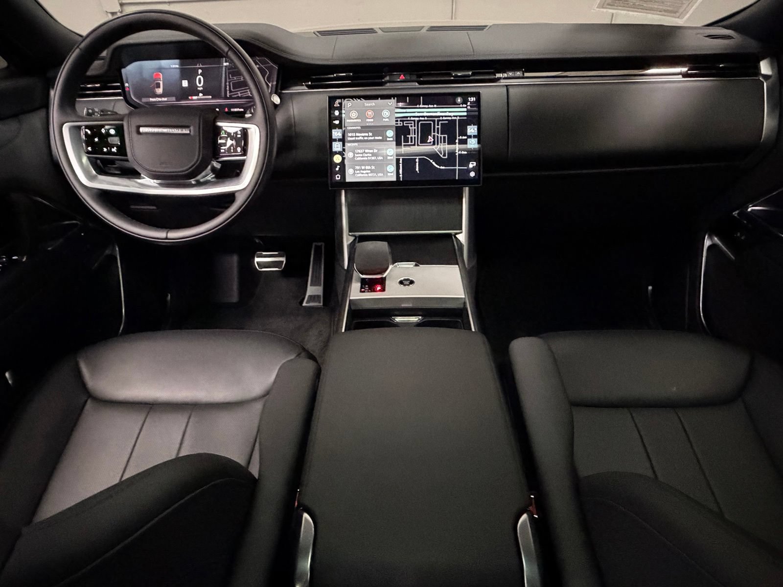 Used 2025 Land Rover Range Rover SE AWD/4WD image 35