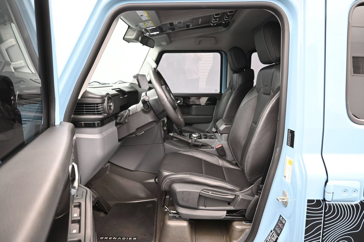 Used 2024 INEOS Grenadier Station Wagon AWD/4WD image 9