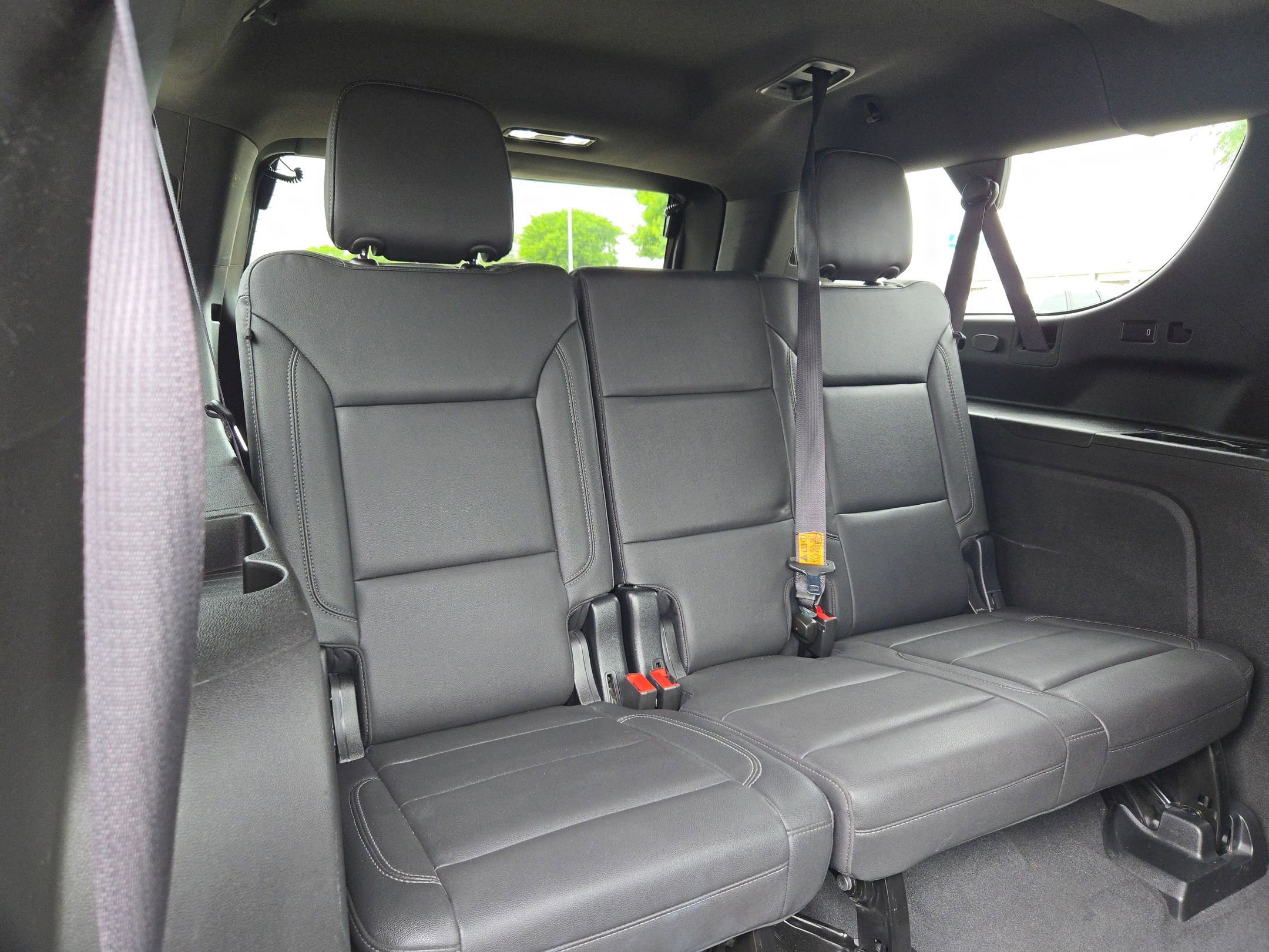 Used 2023 Chevrolet Suburban Z71 AWD/4WD image 29