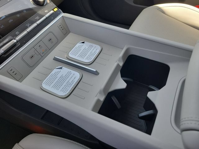 New 2026 Hyundai Santa Fe Limited AWD/4WD image 16