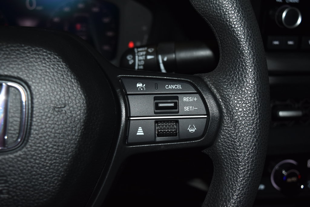Used 2024 Honda Accord EX image 9