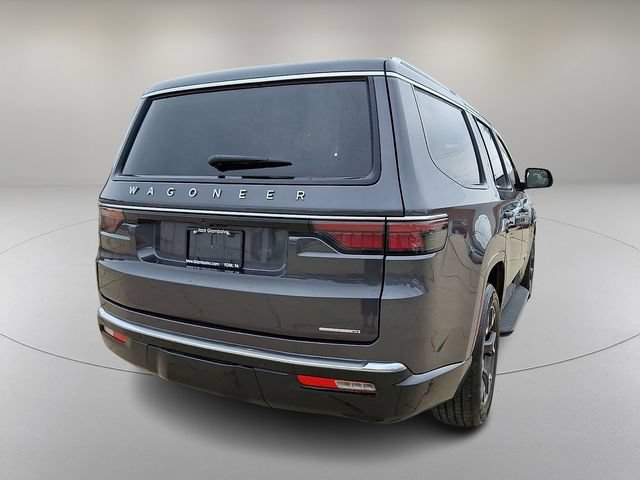 Used 2024 Jeep Wagoneer Series III AWD/4WD image 10