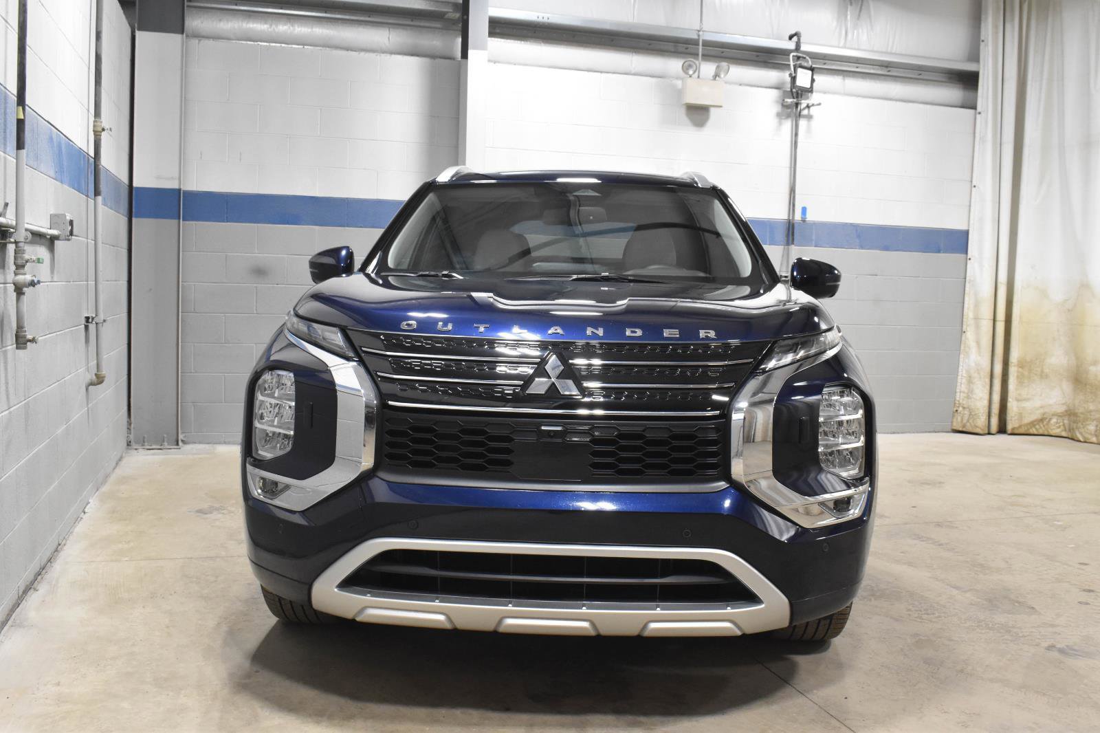 Used 2023 Mitsubishi Outlander SEL image 29