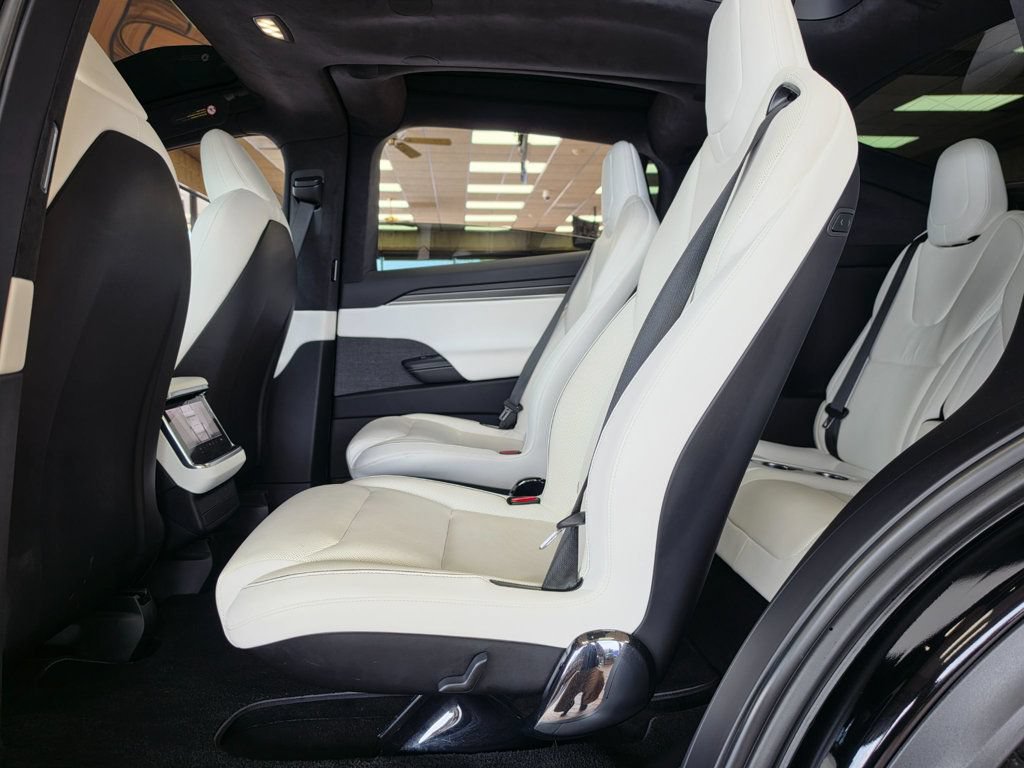 Used 2022 Tesla Model X Plaid AWD/4WD image 18