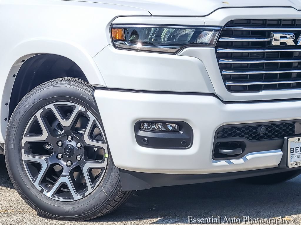 New 2027 RAM 1500 Laramie w/ Laramie Preferred Package AWD/4WD image 4
